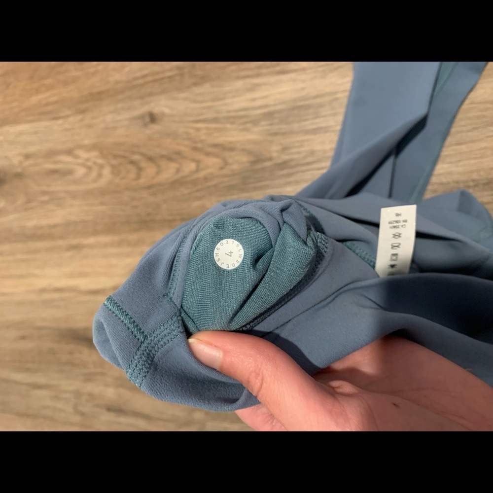 NWOT lululemon align pant 25” in aquatic green - Picture 2 of 6